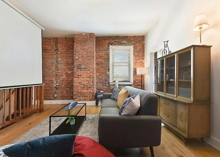 Industrial Vintage Retreat Near Downtown, Stadiums Pittsburgh