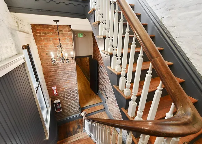 Appartement Industrial Vintage Retreat Near Downtown, Stadiums